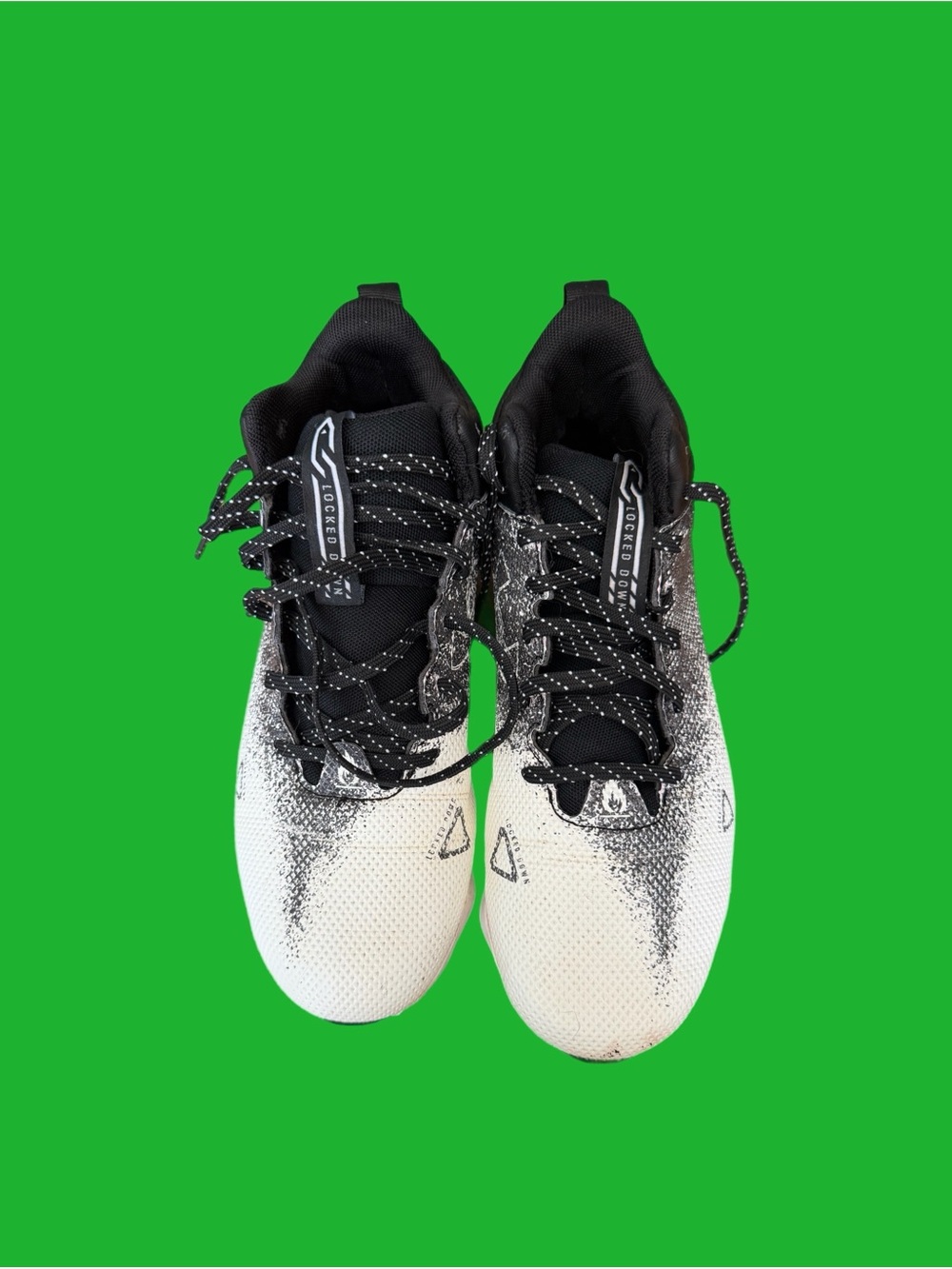 Under Armour Boys' Football Cleats Black & White Size 6Y ( Big Boys)